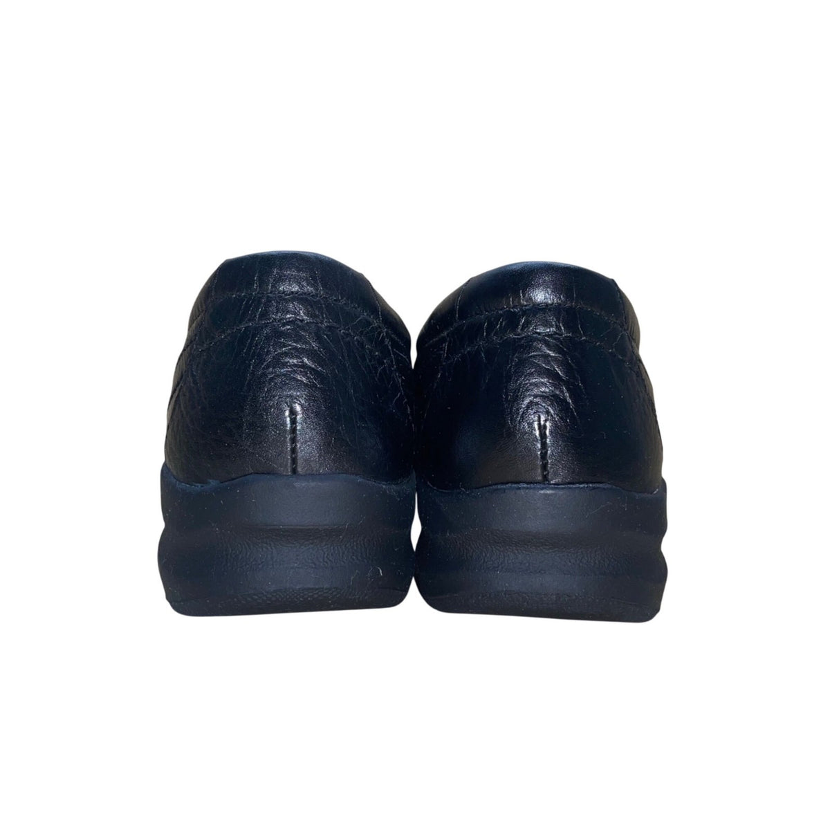 Clarks Women’s Black Leather Elastic Panels Slip-On In-Motion Shoes Size 7M