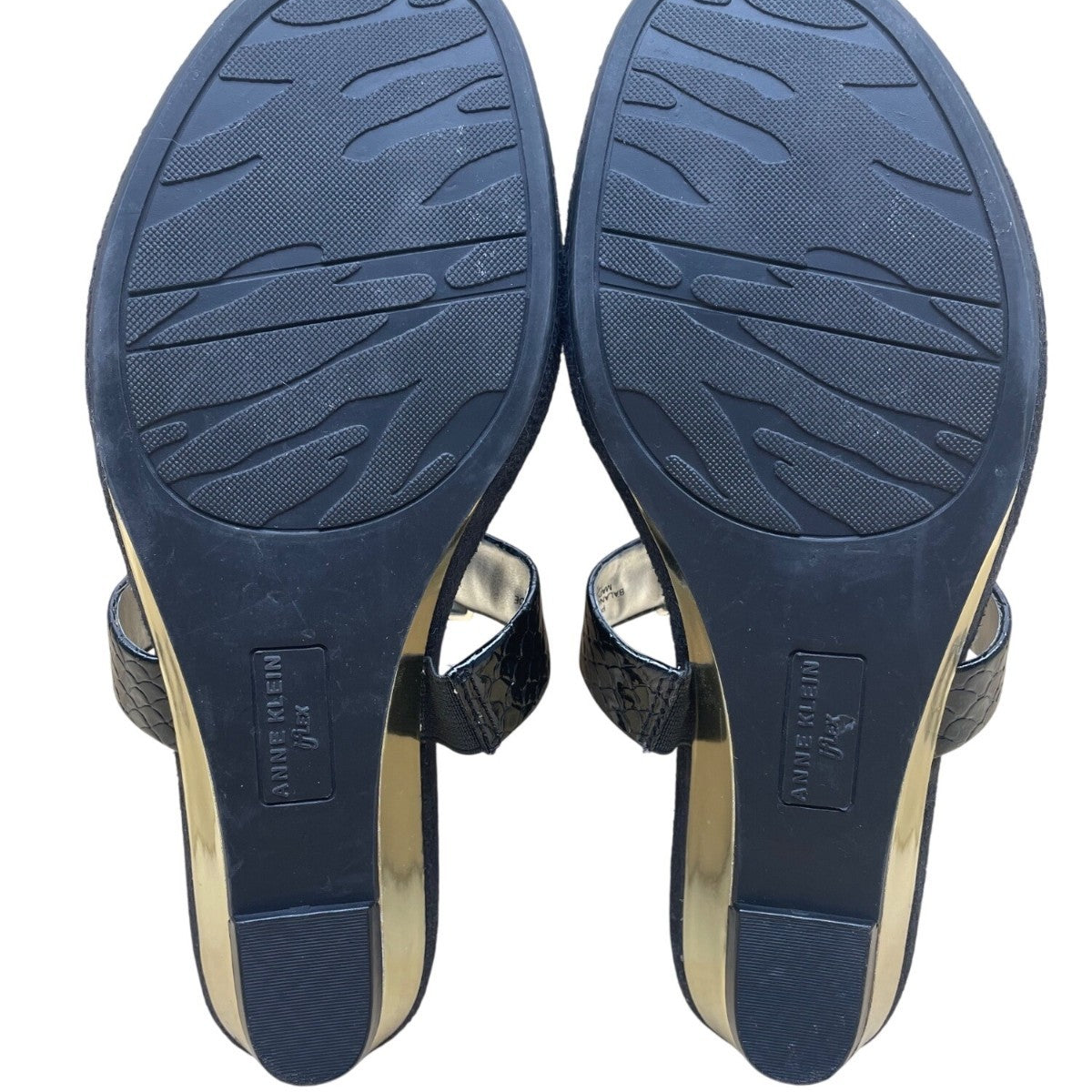 Anne Klein Women’s Black Embossed Strap Wedge Sandals Akita Size 10M