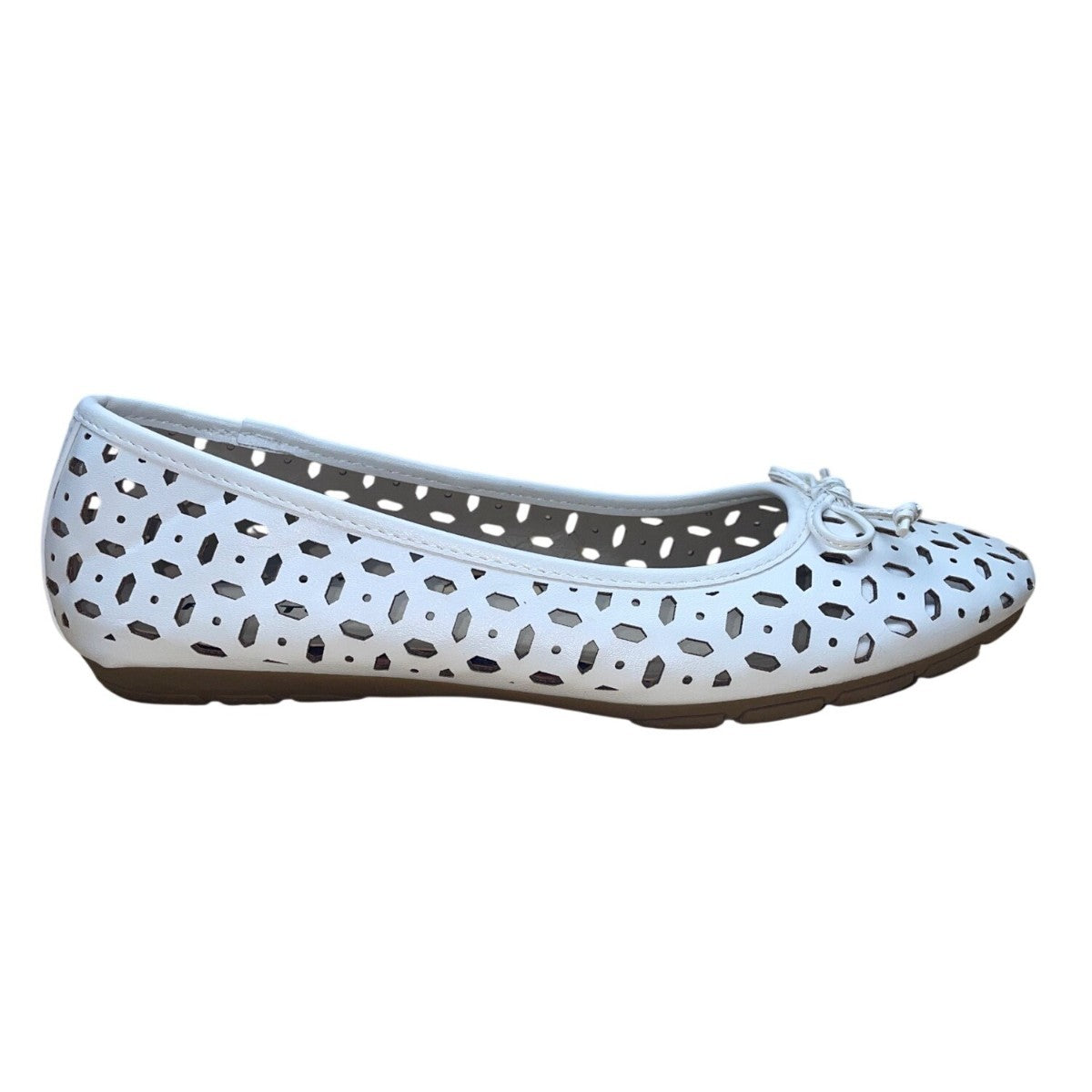 Rialto Women’s White Synthetic Bow Accents Cutout Garry Ballet Flats Size 8.5M