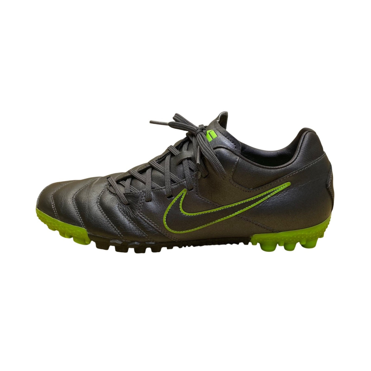 Nike 5 Men’s Gray & Green Bomba Pro Turf Soccer Cleats Shoes Size 10