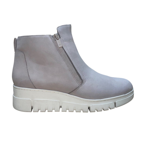 Women’s Taupe Leather Weatherproof Side-Zip Uptown Sur Boots Size 9.5W