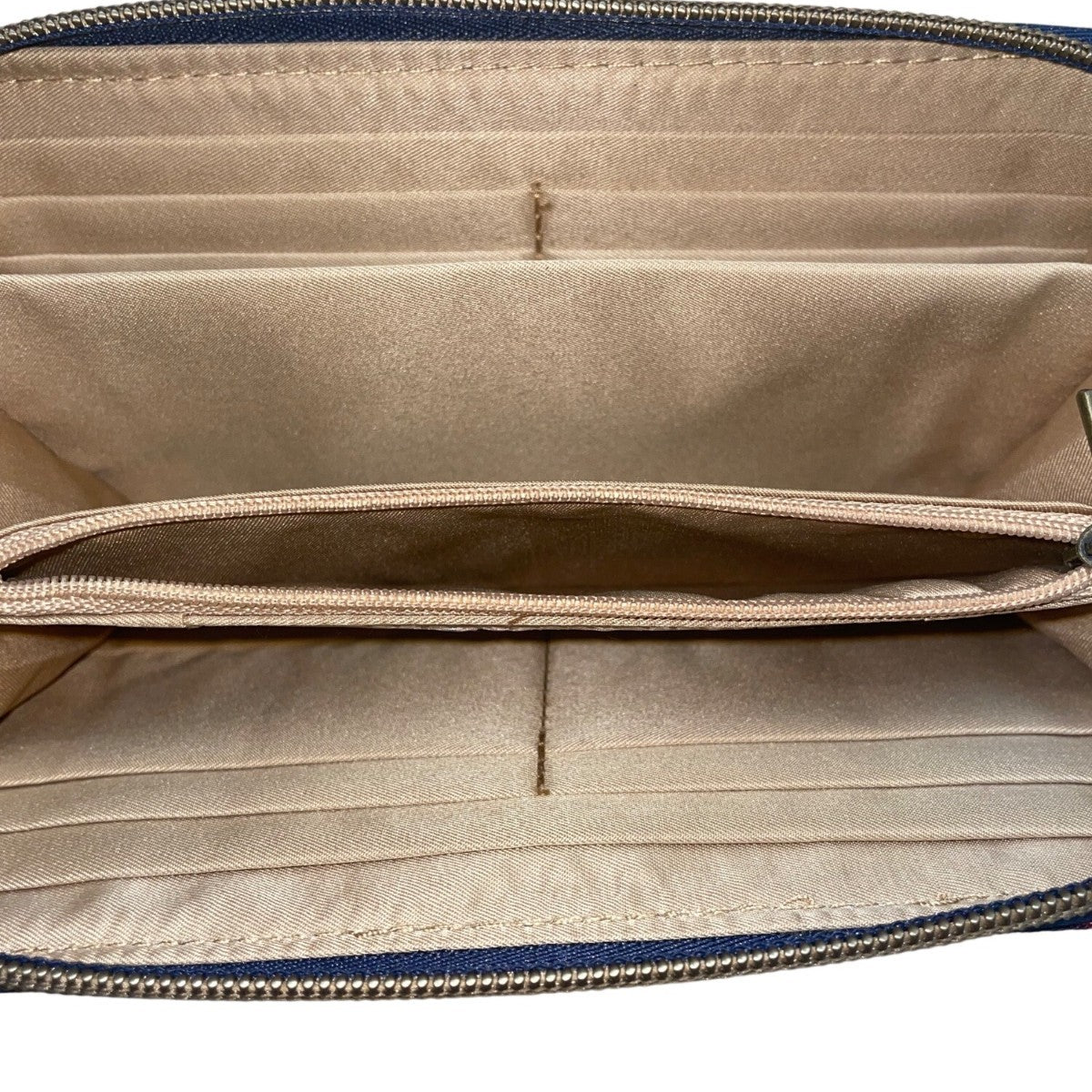Travelon Women’s Red RFID Blocking Wristlet Wallet With Zippered Pocket