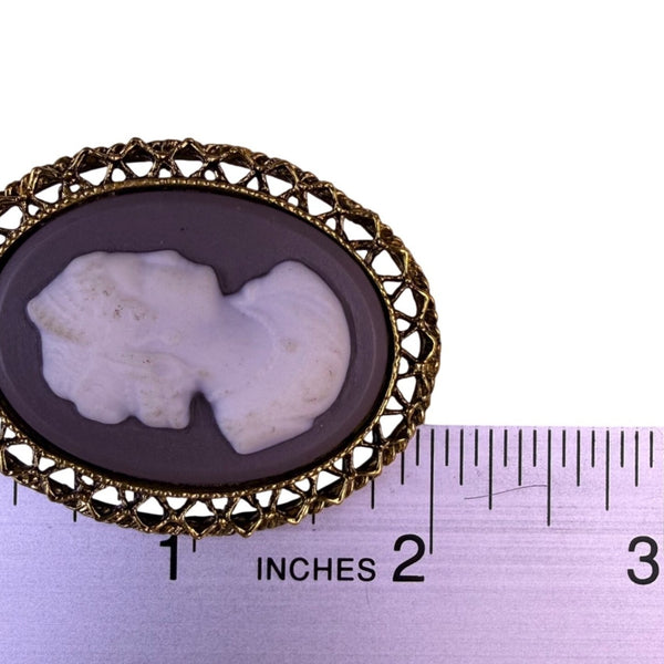 Vintage Edgar Berebi Womens Gold Tone Metal Cameo Brooch White Profile