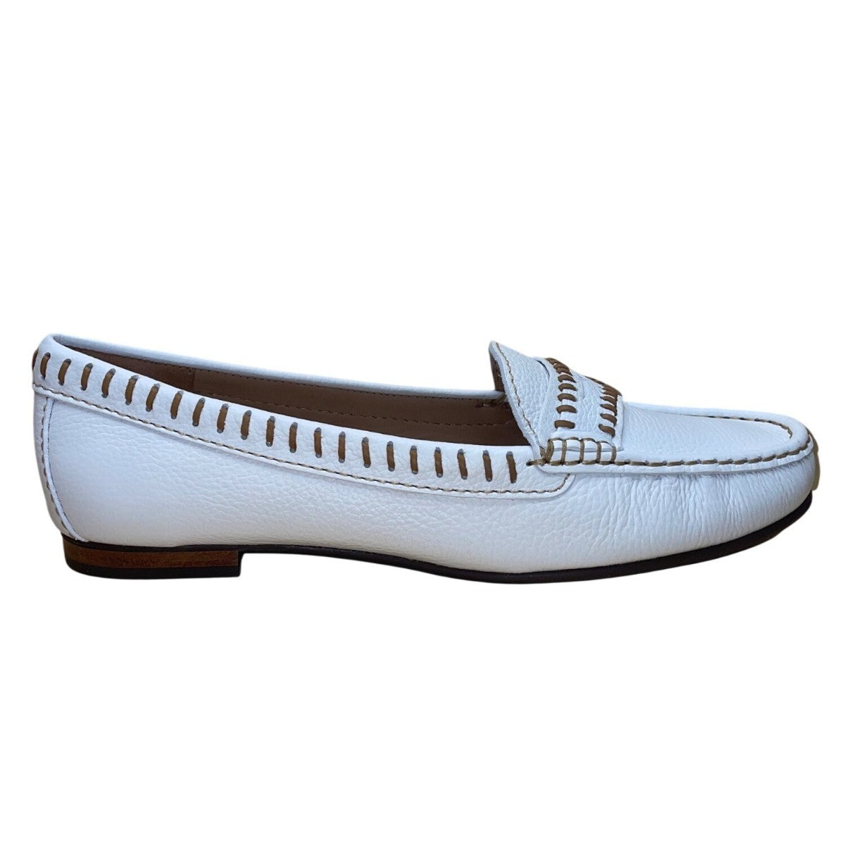 Driver Club USA Women’s White Grainy Leather Maple Ave Moccasin Shoes Size 11