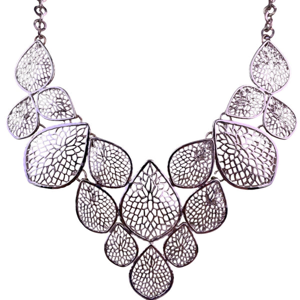 Contemporary Womens Silver Tone Metal  Necklace Leaf Detailing Adjustable