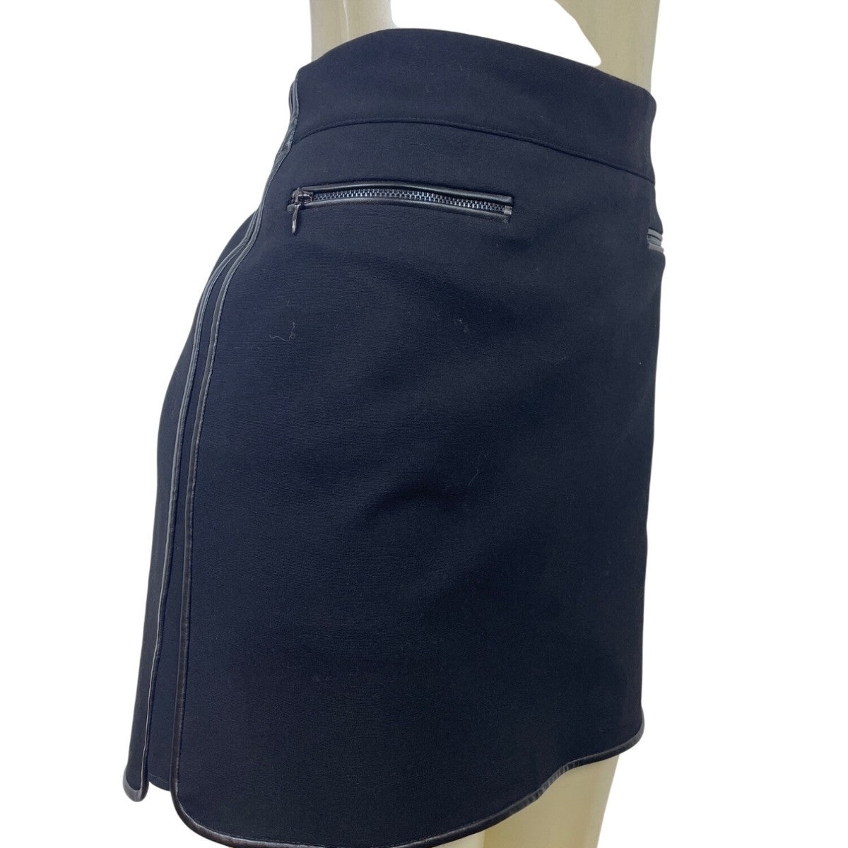 White House Black Market Womens Black Mini Skirt Zipper Accent Size 6