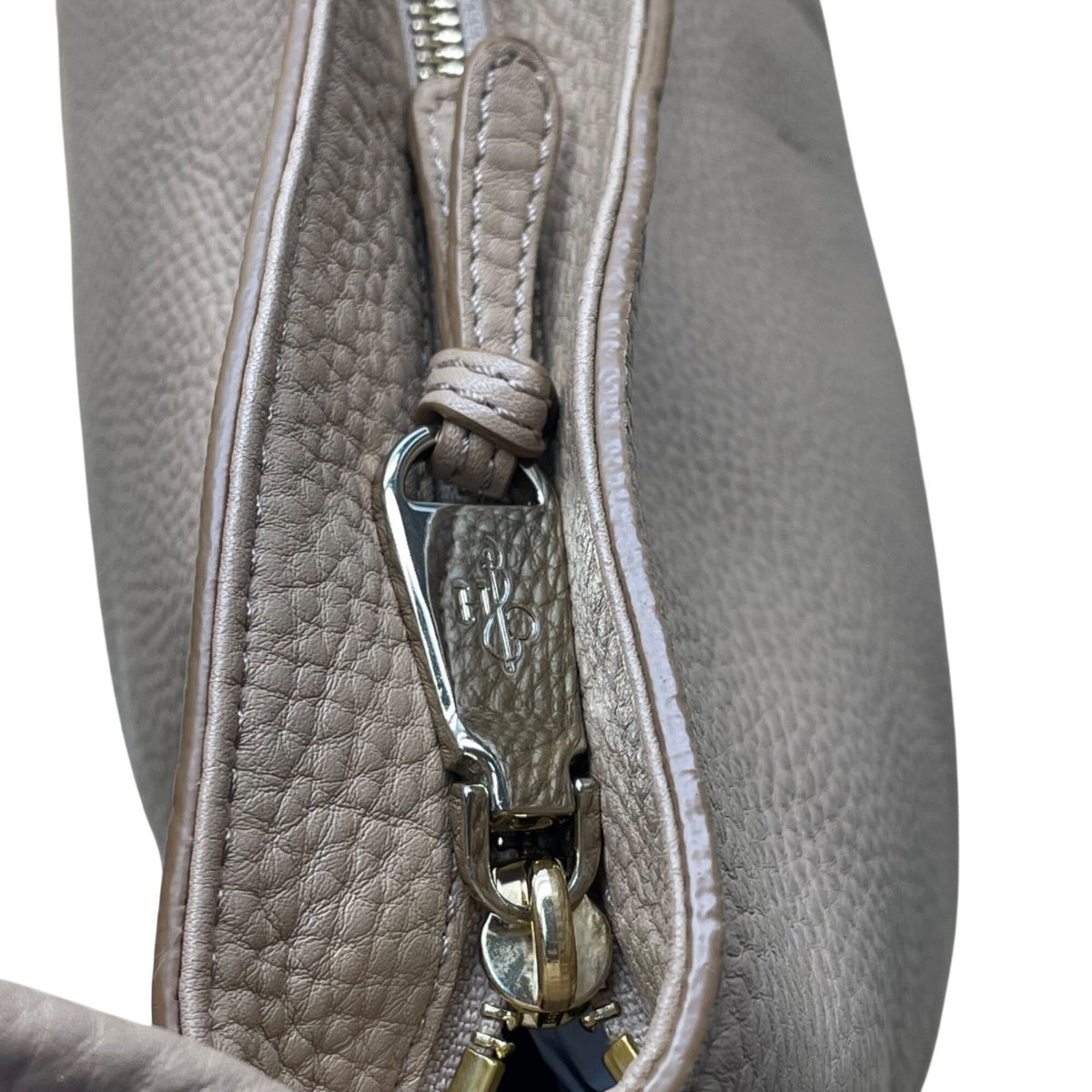 Cole Haan Women’s Tan Pebbled Leather Zippered Hobo Style Satchel Bag