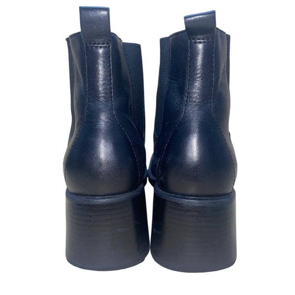 Clarks Women’s Black Leather Slip-On Comfort Chelsea Moma Ankle Boots Size 8M