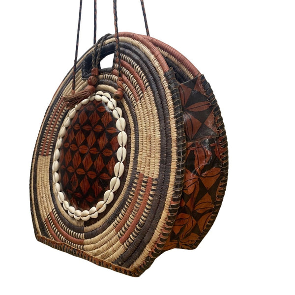 Women’s Woven Straw & Leather Multicolor Round Handbag With Cowrie Shell Trim