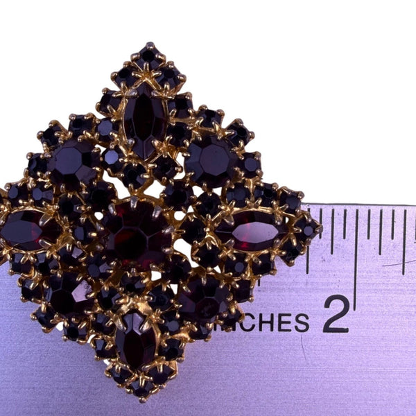 Bohemian Garnet Gold-Tone Metal Vintage Brooch Red Stones Intricate Design