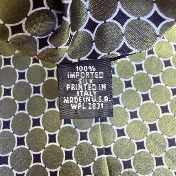 Lord & Taylor Mens Green Silk Geometric Print Necktie 100% Silk Made In USA