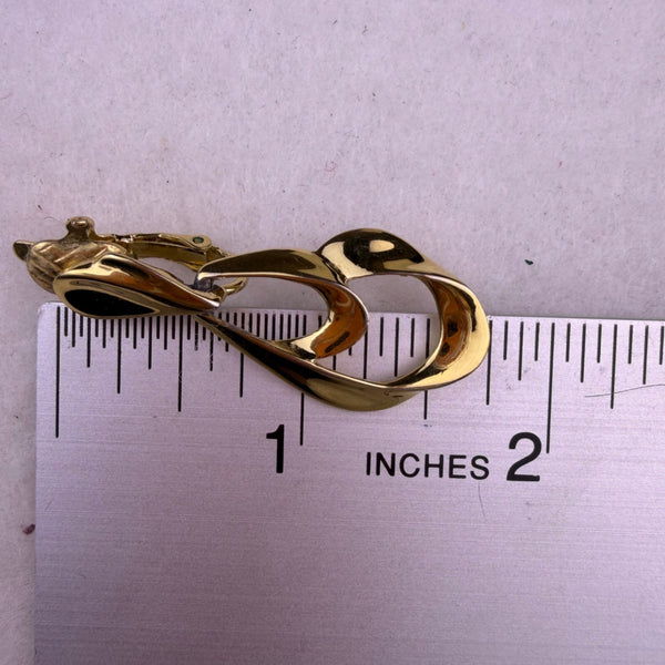 Trifari Womens Gold Tone Metal Clip-On Earrings Vintage Statement Jewelry
