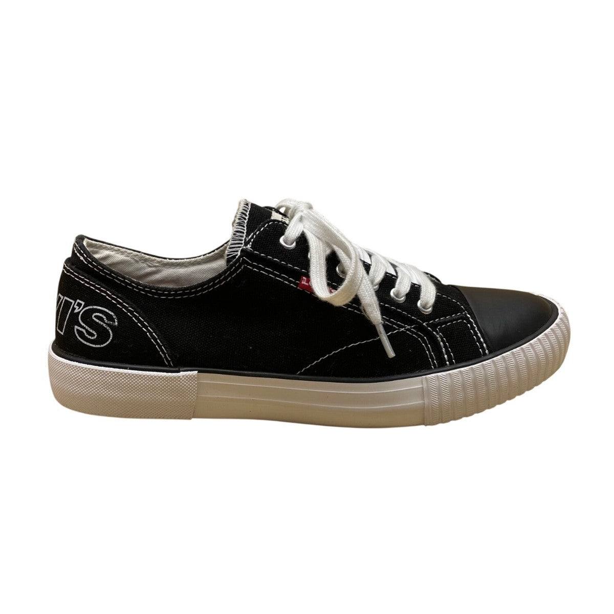 Levis Women’s Black Canvas Lace-Up Flat Skateboard Sneakers Size 6.5