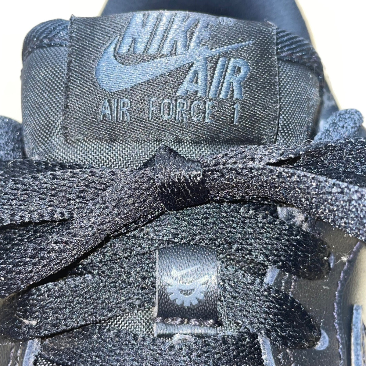 Nike Men’s Triple Black Leather Lace-Up Flyease Air Force 1 Sneakers Size 6