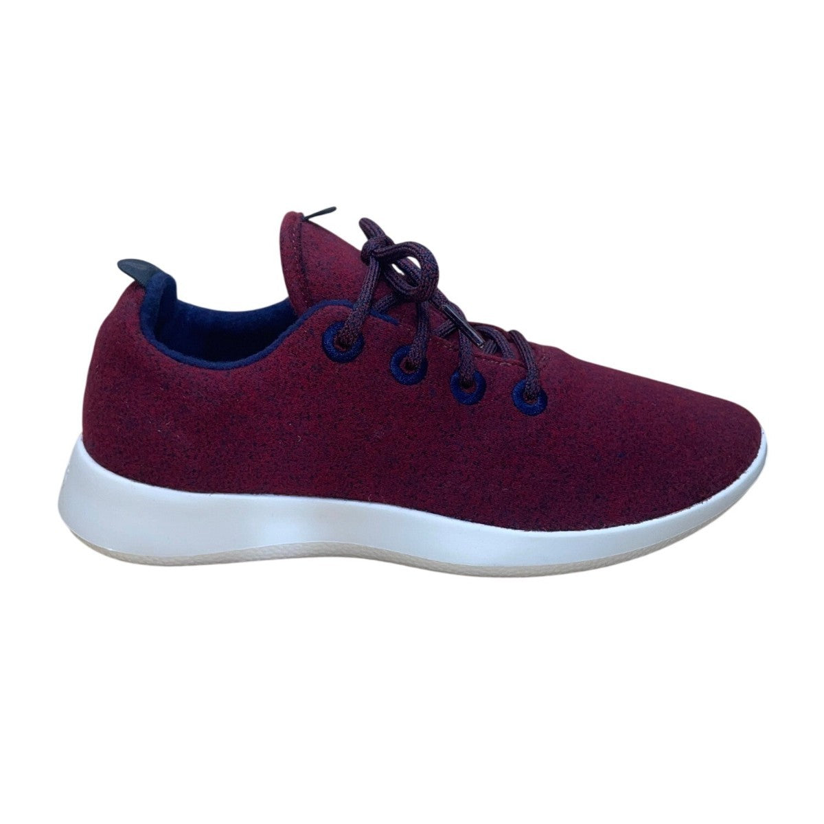 Allbirds Women’s Red & White Wool Runners Olympus Athletic Shoes Size W10