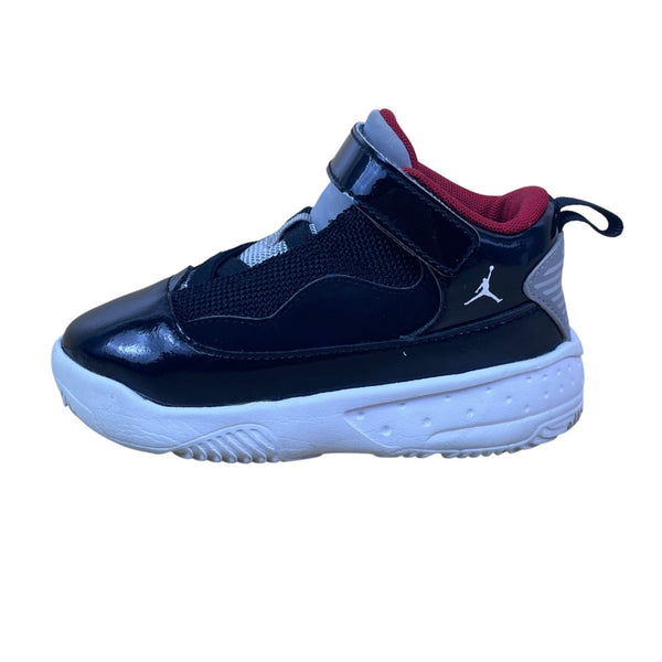 Jordan Kids Black & Red Patent Hook & Loop Closure Lightweight Sneaker Size 8C