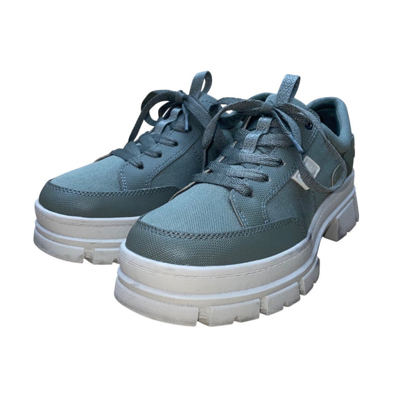 UGG Women’s Green Canvas Lace-Up Chunky Lug Sole Sneakers Size 8