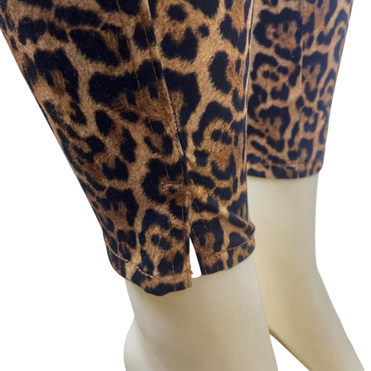Zara Women’s Leopard Print Skinny Pants With Zipper Details Size 6 - New