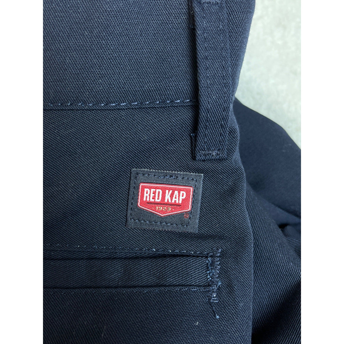 Red Kap men's Navy Blue Straight Fit Work Pants Sz 30-32
