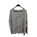 Sun & Shadow Womens Gray Knit Long Sleeve V-Neck Sweater Medium Soft Lightweight NWT