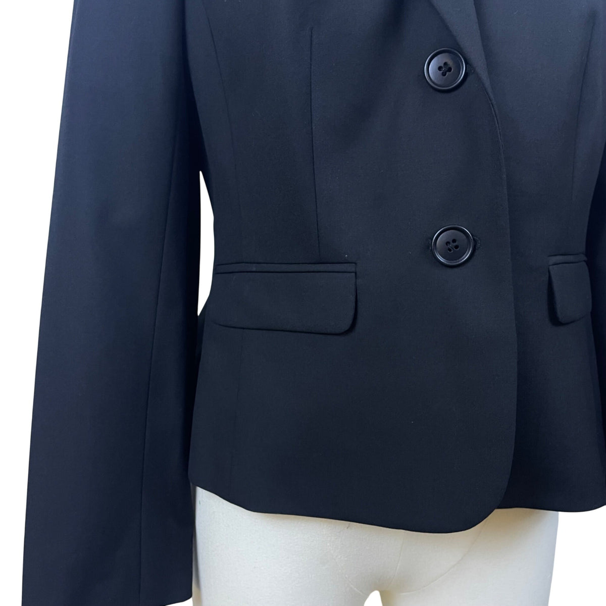 Loft Women’s Black Two-Button Tailored Blazer Size 4P Petite