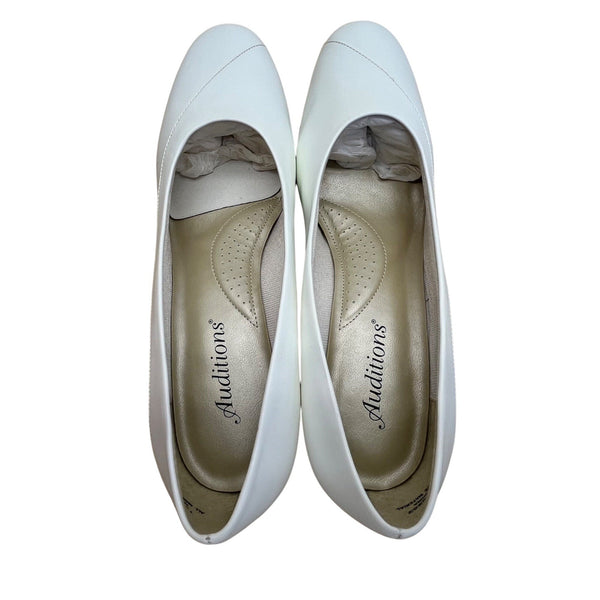 Auditions Women’s White Man-Made Material Slip-On Low Heel Focus Pump Size 7.5W