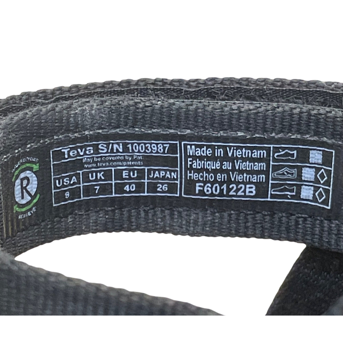 Teva Men’s Black Nylon Outdoor Original Universal Strappy Sandals Size 9