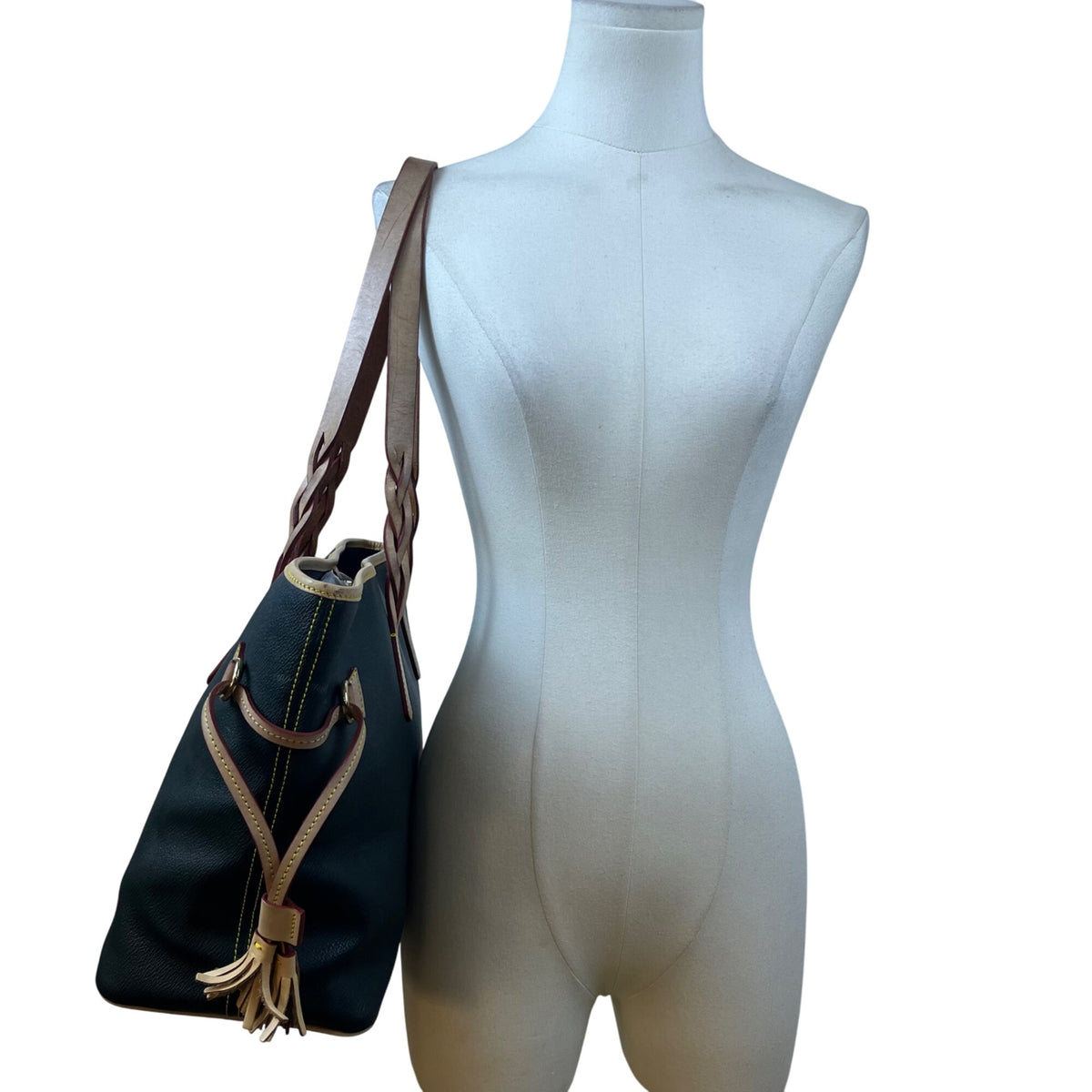 Dooney & Bourke Womens Black Leather With Tassels Spacious Shoulder Bag