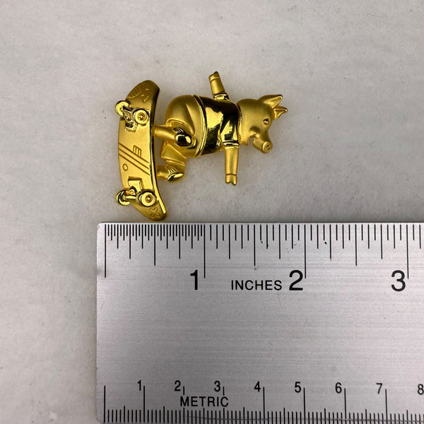 Vintage JJ Gold Tone Pig Skateboarder Pin Brooch Animal Motif  Jewelry