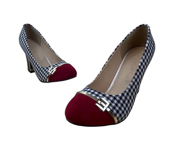 Women’s Houndstooth & Red Cap Toe With Gold Accent Pumps Size 38 (US 7.5)