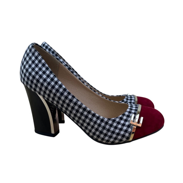 Women’s Houndstooth & Red Cap Toe With Gold Accent Pumps Size 38 (US 7.5)