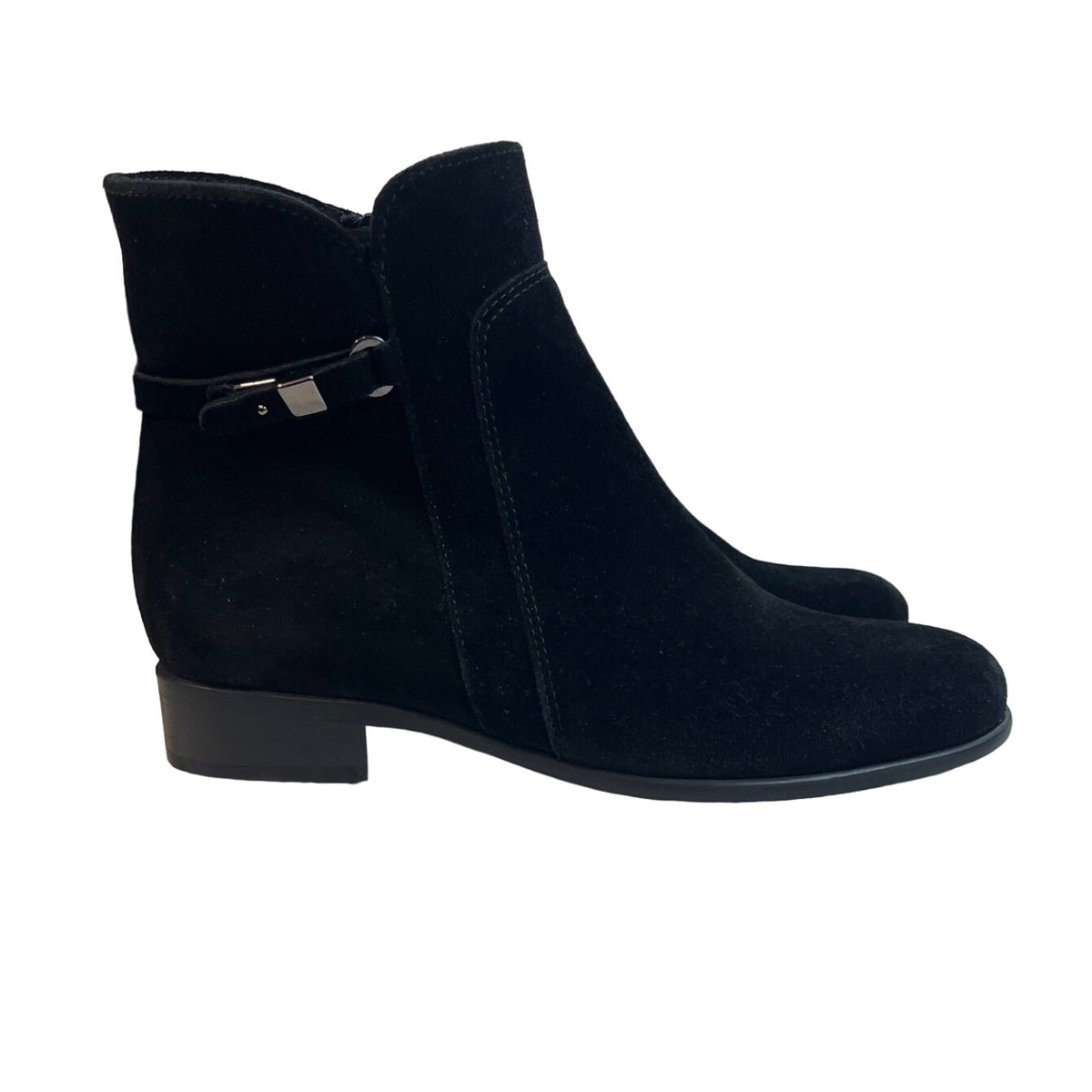 La Canadienne Women's Black Suede Ankle Booties Sz 8M - NWOB