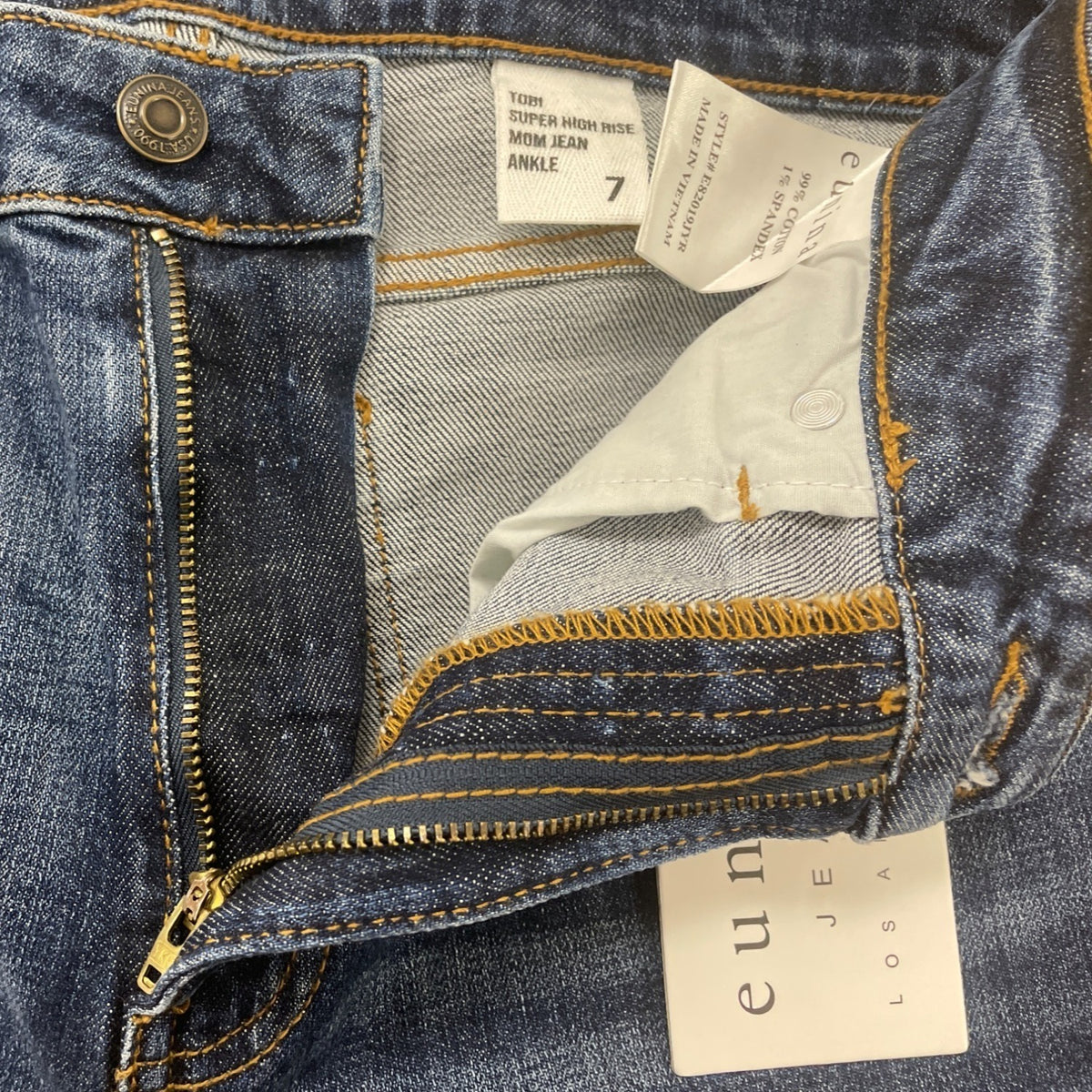 Eunina Womens Tobi Super High Rise Distressed Mom Jeans Medium Wash Size7 - New