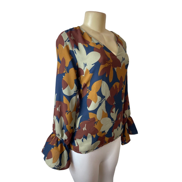 Salvadore Sz 44 (US 13.5) Floral Pattern V-Neck Ruffled Long Sleeve Blouse Shirt