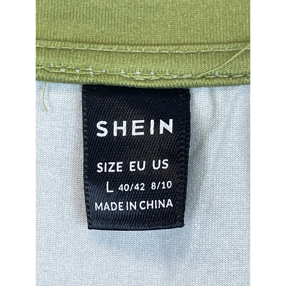 Shein Womens Green Graphic Long-Sleeve Crop Top Size Large Modern Design Lightweight