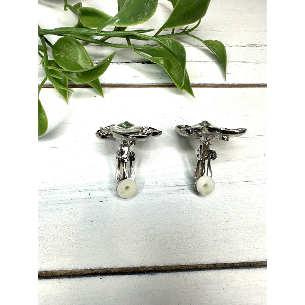 Vintage Silver Tone Flower Clip On Earrings