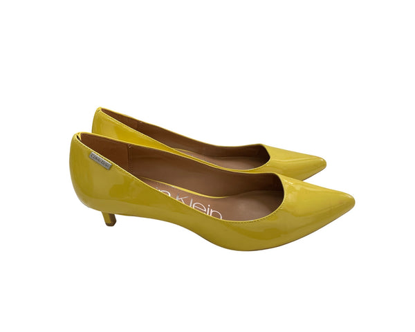 Calvin Klein Womens Yellow Leather Pointed Toe Heels Size 7.5 Elegant Design