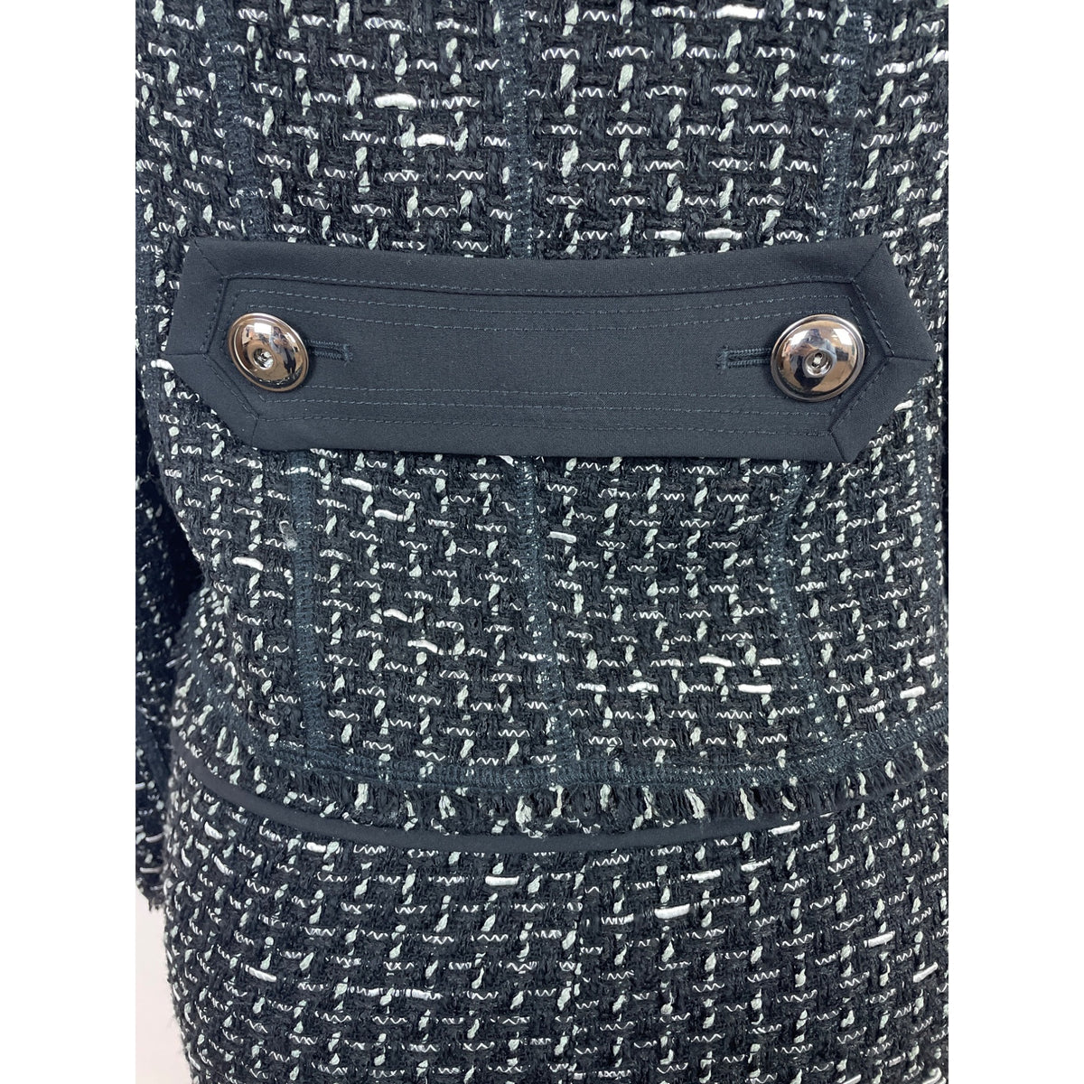 Per Se Women Black & White Skirt Suit Set W/ Silver Button Details Slim Fit Sz 8