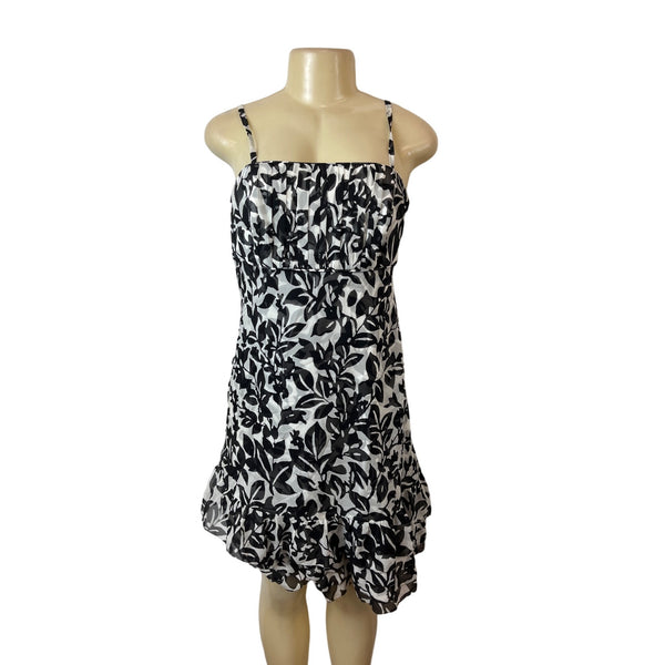 White House Black Market Sz 4 Silk Black And White Womens Dress