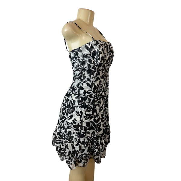 White House Black Market Sz 4 Silk Black And White Womens Dress