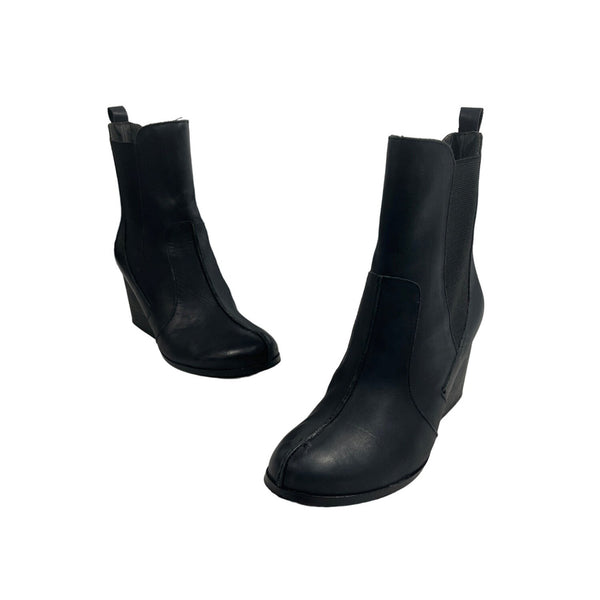 Max Studio Women's Black Leather Idol Wedge Ankle Booties Sz 8.5 M