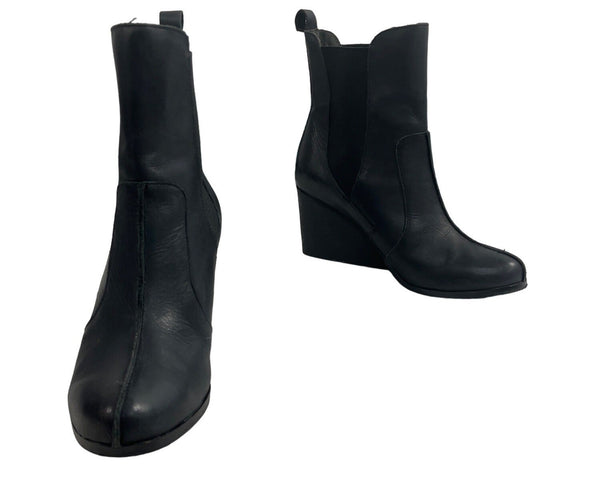 Max Studio Women's Black Leather Idol Wedge Ankle Booties Sz 8.5 M