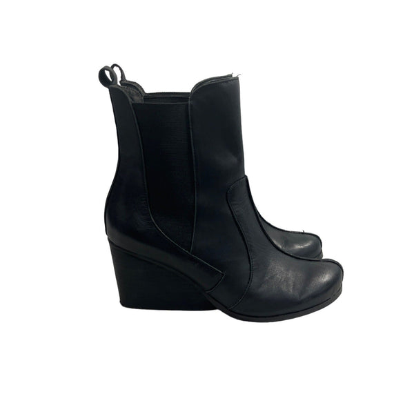 Max Studio Women's Black Leather Idol Wedge Ankle Booties Sz 8.5 M