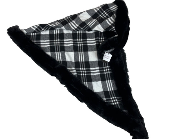 Women One SIze Faux Fur Jessica McClintock Black and White Plaid Shawl - New