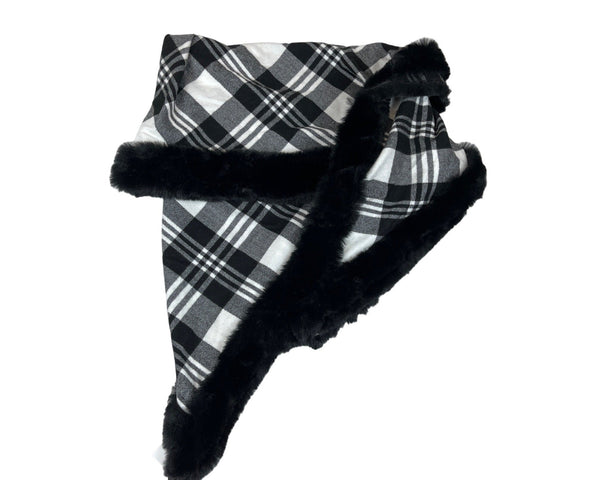 Women One SIze Faux Fur Jessica McClintock Black and White Plaid Shawl - New