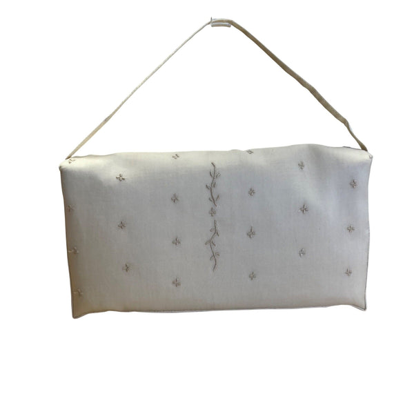 Vintage Tesoro’s White Floral Embroidered Silk With & Hand Strap Handbag Sz S