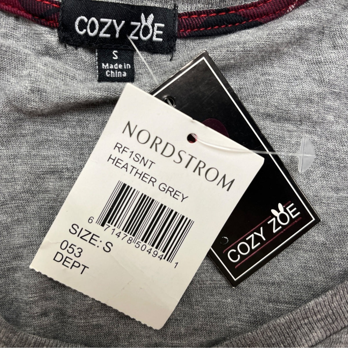 Cozy Zoe Women’s Heather Gray Lounge Set W/ Red Plaid Star and Shorts Sz S - New