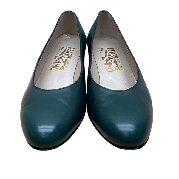 Vintage Salvatore Ferragamo Women's Green Leather Low Heel Pumps Size 5.5 B