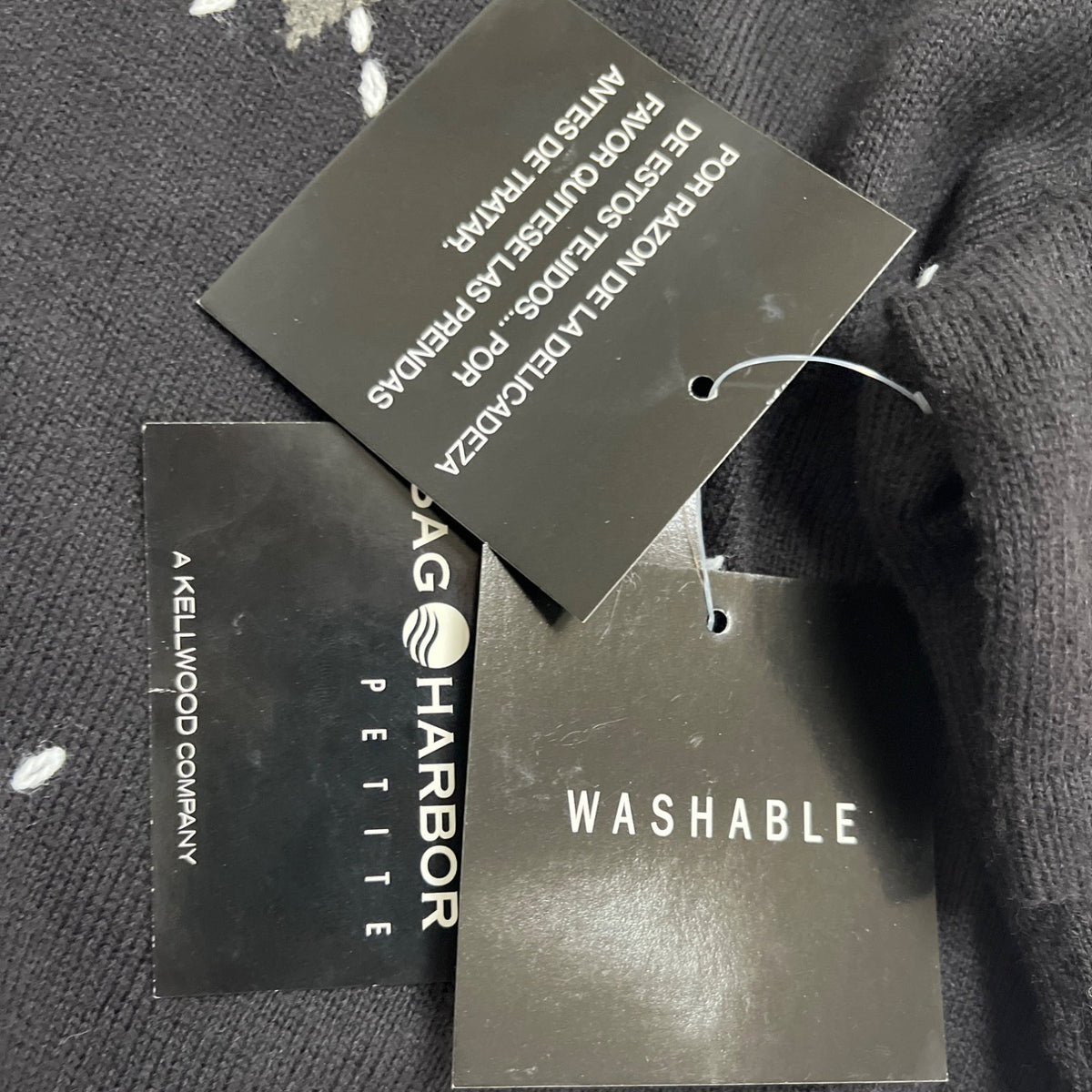 Sag Harbor Women's Black Acrylic Embroidered Short Sleeve Top Size PS Petite - New