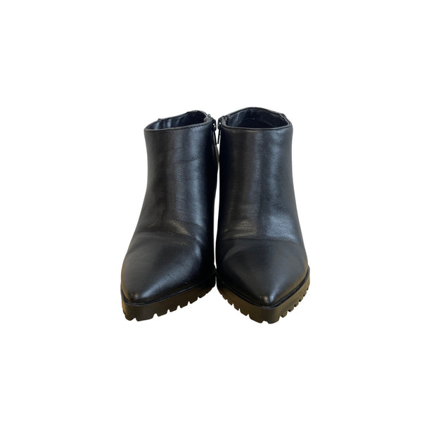 Black High Heel Ankle Booties Women’s Pointed Toe Size 6.5 Stiletto Heel Chic Design